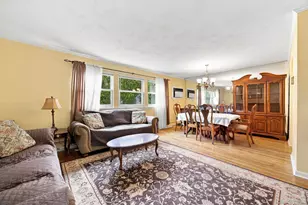 5 Conway Ct, Glen Cove, NY 11542 - Photo 7