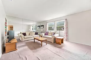 5 Conway Ct, Glen Cove, NY 11542 - Photo 17