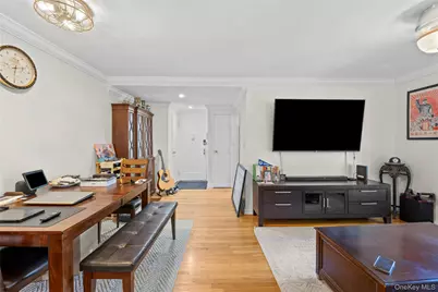 2 E Mill Drive #2A, Great Neck, NY 11021 - Photo 1