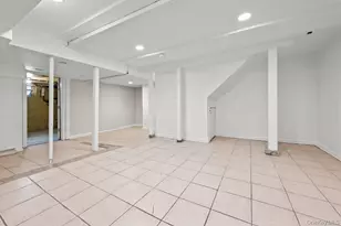 82-41 166th St, Jamaica, NY 11432 - Photo 23