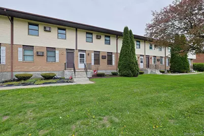 204 Parr Meadow Drive #2D, Newburgh, NY 12550 - Photo 1
