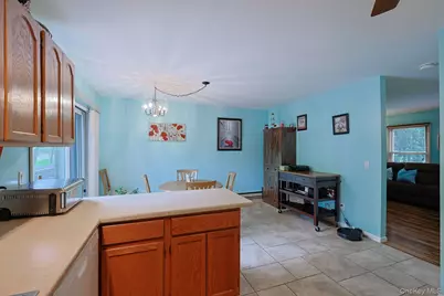 204 Parr Meadow Drive #2D, Newburgh, NY 12550 - Photo 13