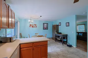 204 Parr Meadow Dr, Newburgh, NY 12550 - Photo 13