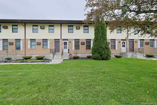 204 Parr Meadow Dr, Newburgh, NY 12550 - Photo 3