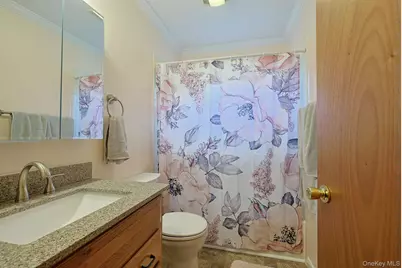 204 Parr Meadow Drive #2D, Newburgh, NY 12550 - Photo 21