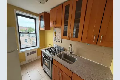 83-45 Vietor Ave #5D, Elmhurst, NY 11373 - Photo 11