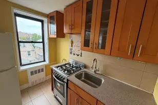 83-45 Vietor Ave, Elmhurst, NY 11373 - Photo 11
