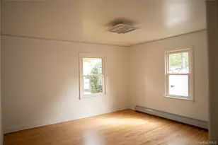 586 Stratford Rd, Baldwin, NY 11510 - Photo 5