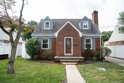 586 Stratford Road, Baldwin, NY 11510 - Photo 1