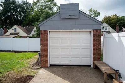 586 Stratford Road, Baldwin, NY 11510 - Photo 31