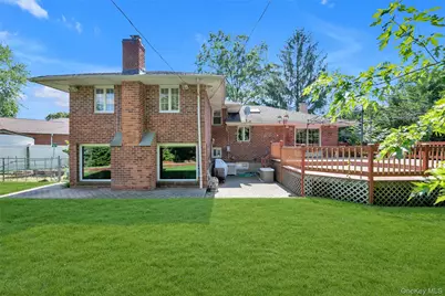 936 Stratford Court, Westbury, NY 11590 - Photo 19
