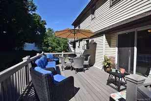 90 Cornell Dr, Smithtown, NY 11787 - Photo 19