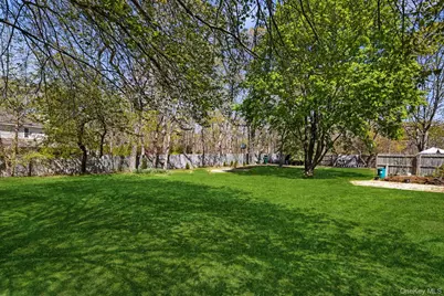 13 Booker Lane, Westhampton, NY 11977 - Photo 15