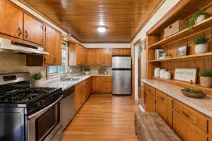 13 Booker Ln, Westhampton, NY 11977 - Photo 3