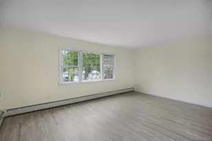1565 10th St, West Babylon, NY 11704 - Photo 21
