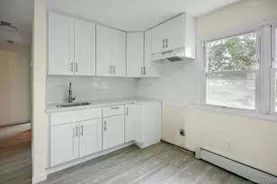 1565 10th St, West Babylon, NY 11704 - Photo 19