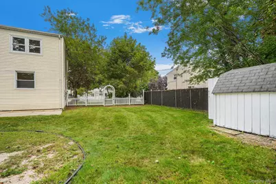 1565 10th Street, West Babylon, NY 11704 - Photo 27