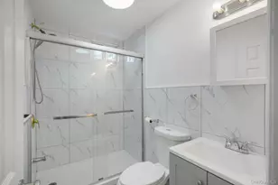 1565 10th St, West Babylon, NY 11704 - Photo 23