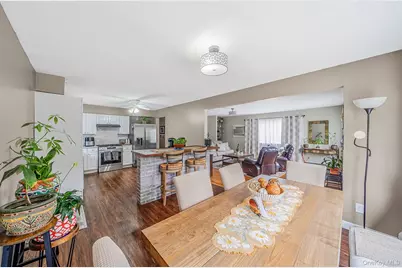 68 Prospect Drive, Brentwood, NY 11717 - Photo 15