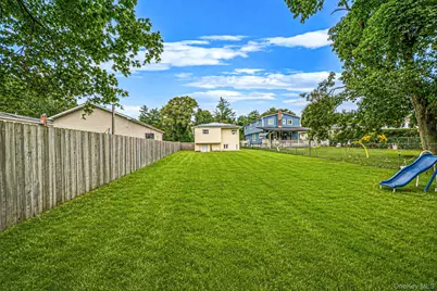 68 Prospect Drive, Brentwood, NY 11717 - Photo 9