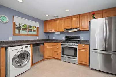 28 Hurd Avenue, Garnerville, NY 10923 - Photo 15