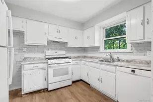 907 Palmer Ave, Mamaroneck, NY 10543 - Photo 13