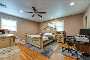 37 Buckingham Dr, Dix Hills, NY 11746 - Photo 17