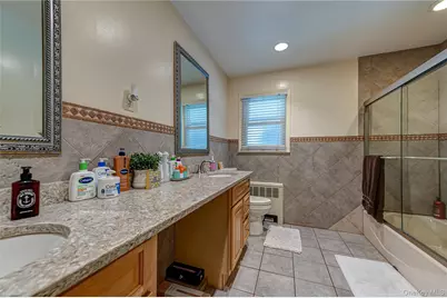 37 Buckingham Drive, Dix Hills, NY 11746 - Photo 13