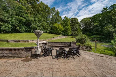 37 Buckingham Drive, Dix Hills, NY 11746 - Photo 21