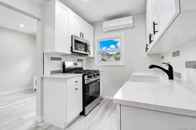 6110 84th Street, Middle Village, NY 11379 - Photo 9