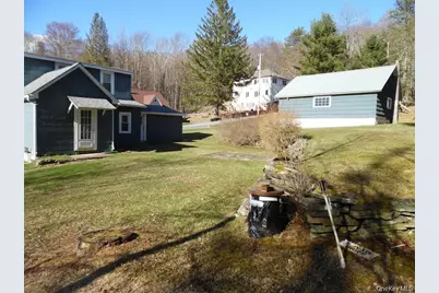8 Jones Terrace, Woodbourne, NY 12788 - Photo 7