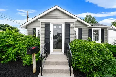 1077 Central Avenue, Hempstead, NY 11550 - Photo 3
