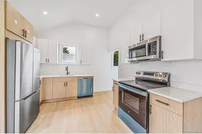 1077 Central Avenue, Hempstead, NY 11550 - Photo 9