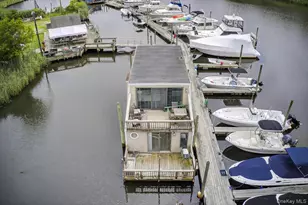 149 C Riverside Dr, Riverhead, NY 11901 - Photo 11