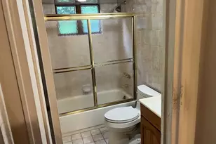 1556 N Gardiner Dr, Bay Shore, NY 11706 - Photo 5