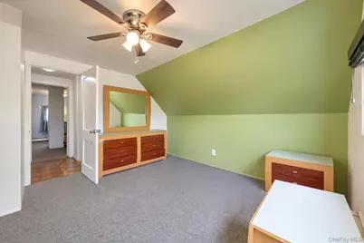 35 Meeting Lane, Hicksville, NY 11801 - Photo 15