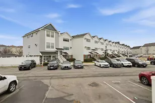 111 Horizon Ct, Bronx, NY 10473 - Photo 1
