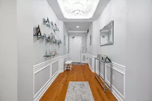 77 Maple Ave, Rockville Centre, NY 11570 - Photo 3