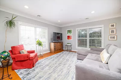 77 Maple Avenue #100, Rockville Centre, NY 11570 - Photo 5