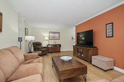100 Diplomat Drive #6C, Mount Kisco, NY 10549 - Photo 7