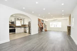 76-27 175th St, Fresh Meadows, NY 11366 - Photo 9
