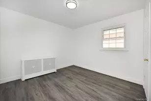 76-27 175th St, Fresh Meadows, NY 11366 - Photo 19