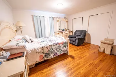 1309 Globe Avenue, Elmont, NY 11003 - Photo 15