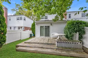 67-03 214th St, Bayside, NY 11364 - Photo 17