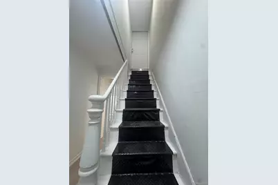 249 N Macquesten Parkway Floor #2, Mount Vernon, NY 10550 - Photo 11