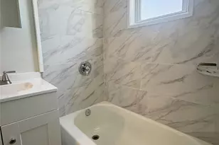 249 N MacQuesten Pkwy, Mount Vernon, NY 10550 - Photo 9