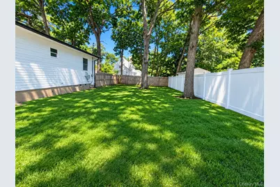 220 Moriches Avenue, Mastic, NY 11950 - Photo 17