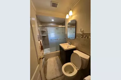 1023B E 229th Street, Bronx, NY 10466 - Photo 9
