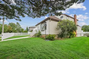 2696 W Alder Rd, Bellmore, NY 11710 - Photo 3