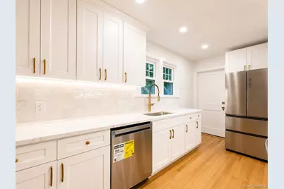 42 Crestview Street #2, New Rochelle, NY 10801 - Photo 7